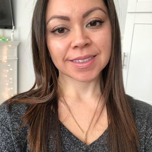 Meet your Posher, Becky